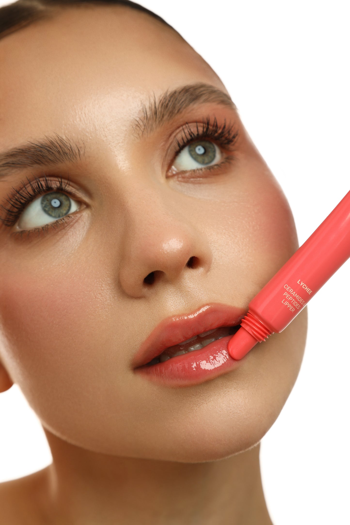 Lesk na rty "Lipss Lychee Spritz"